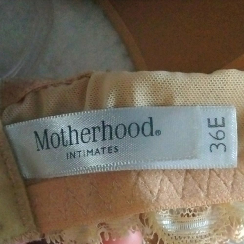 NWT Motherhood Nursing Bra 36E - Picture 8 of 8